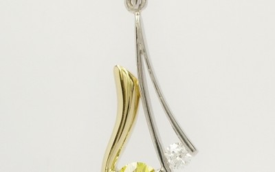 Canary yellow round brilliant cut diamond & white round brilliant cut diamond 18ct. horn shaped & platinum wire pendant.