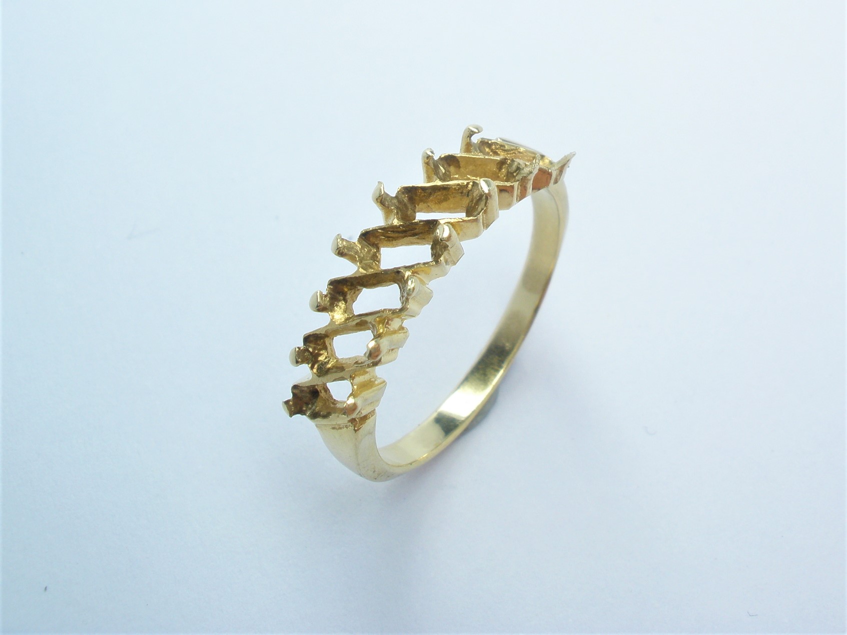 7 stone baguette diamond wedding ring remodelled in 18ct yellow gold and platinum