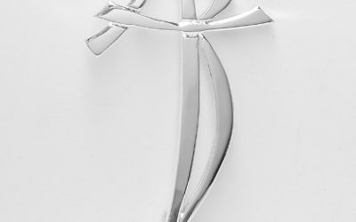 Sterling silver stylised A.R.T. initial kilt pin.